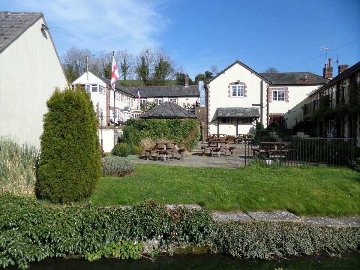 The Poachers Inn Piddletrenthide Exterior foto