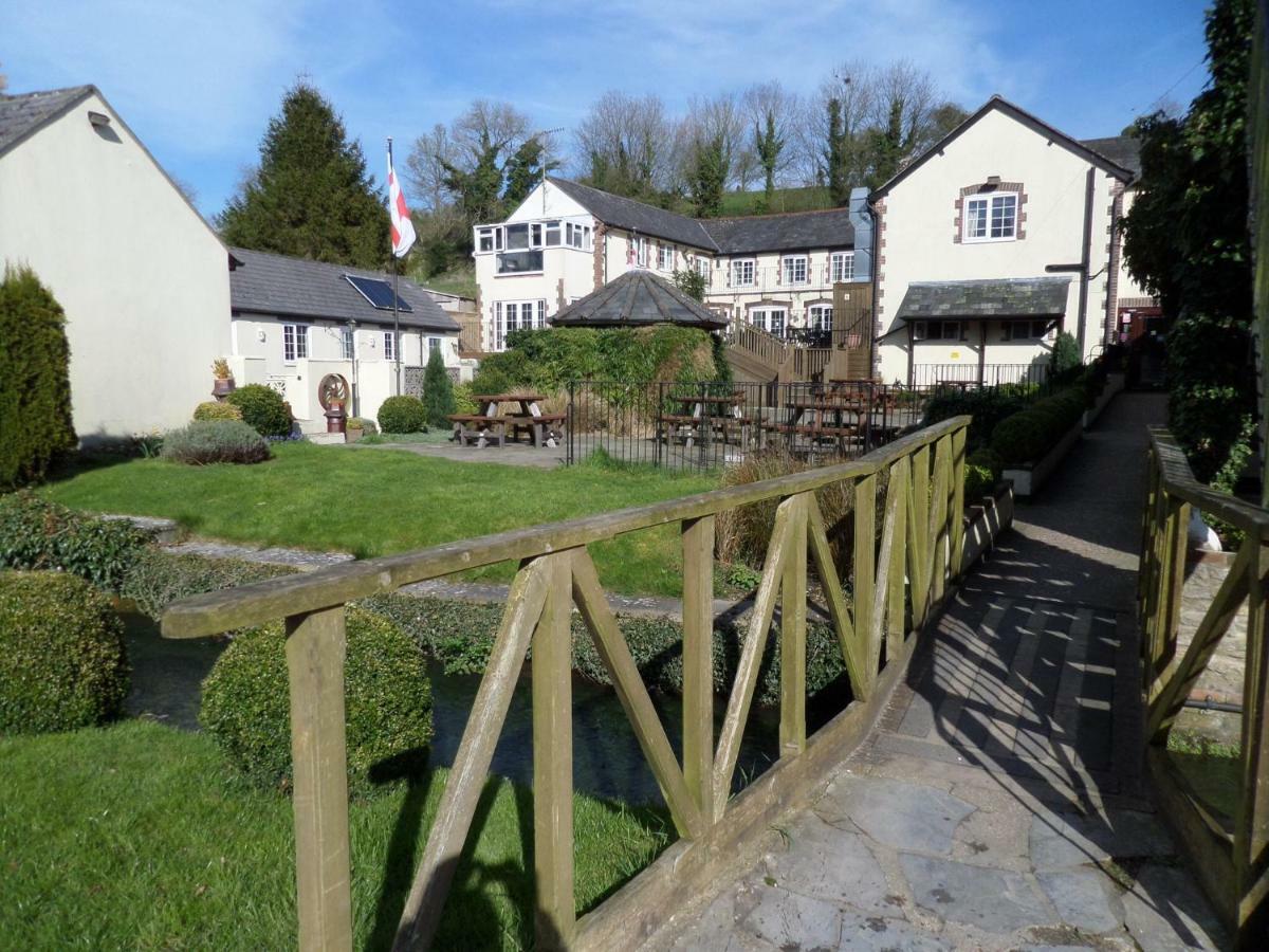 The Poachers Inn Piddletrenthide Exterior foto